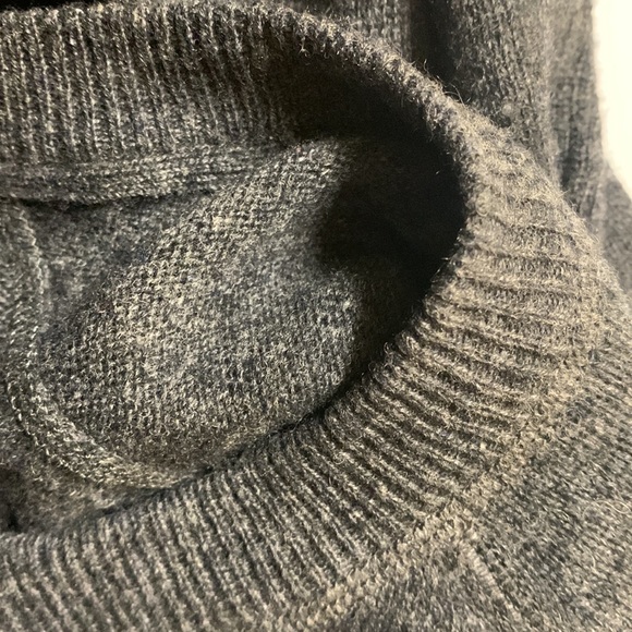 PHILOSOPHY DANE LEWIS size L cashmere dark gray sweater in excellent condition - Picture 5 of 6